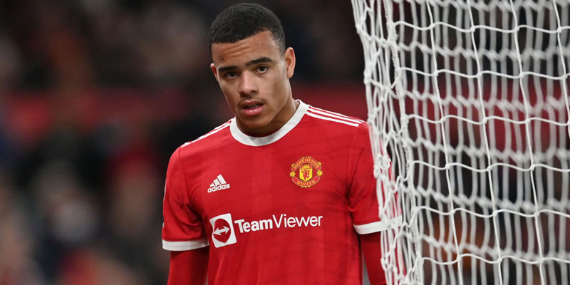 What is Luong Son live match review and who is it for?